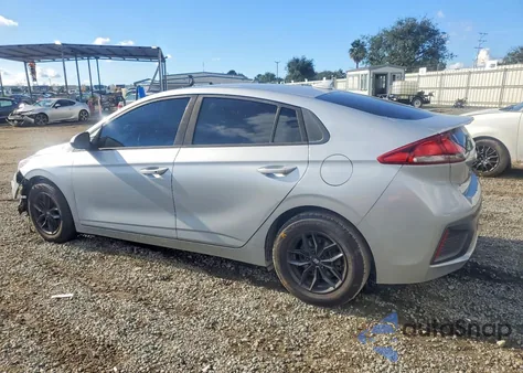 2022 Hyundai Ioniq Blue z USA, uszkodzony, nr VIN KMHC65LC2NU267831